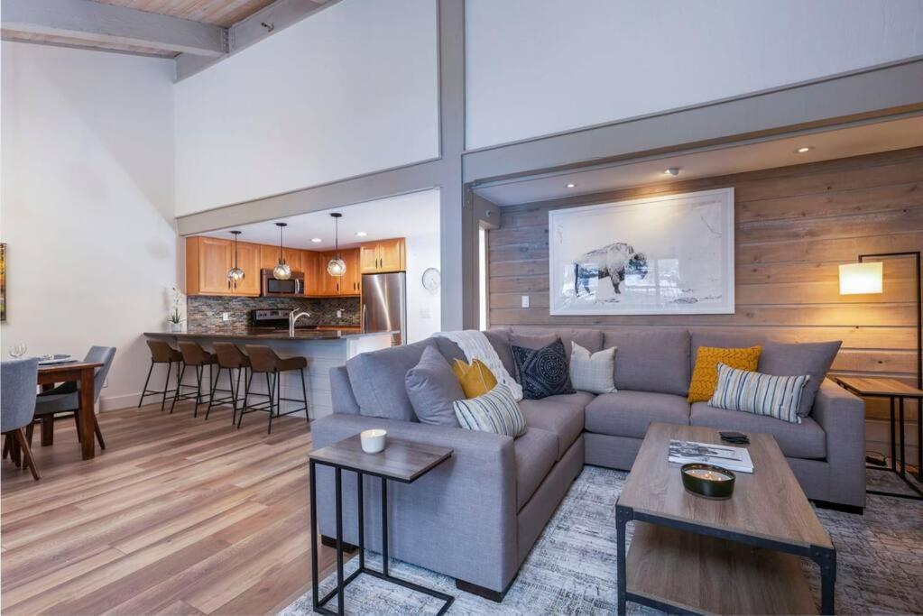 Updated 3 Bedroom 2 Ba With Pool & Hot Tub - Stunning Mountain Views! Snowmass Village Exteriör bild