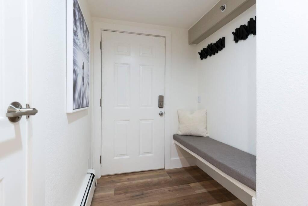 Updated 3 Bedroom 2 Ba With Pool & Hot Tub - Stunning Mountain Views! Snowmass Village Exteriör bild