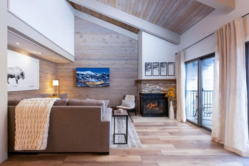 Updated 3 Bedroom 2 Ba With Pool & Hot Tub - Stunning Mountain Views! Snowmass Village Exteriör bild